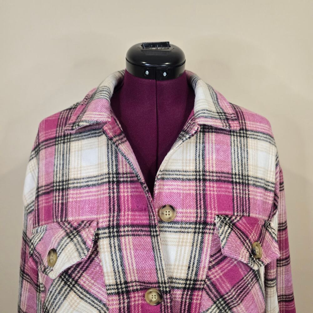 Women's New Fashion Pink Plaid Flannel Oversized Shacket | Size Small - Picture 4 of 9